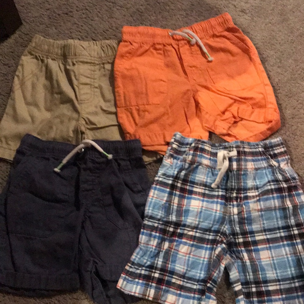 Toddler size 3T shorts